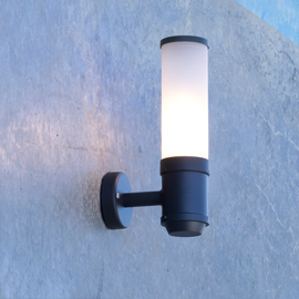 OL11 MODEL 2 WALL LIGHT